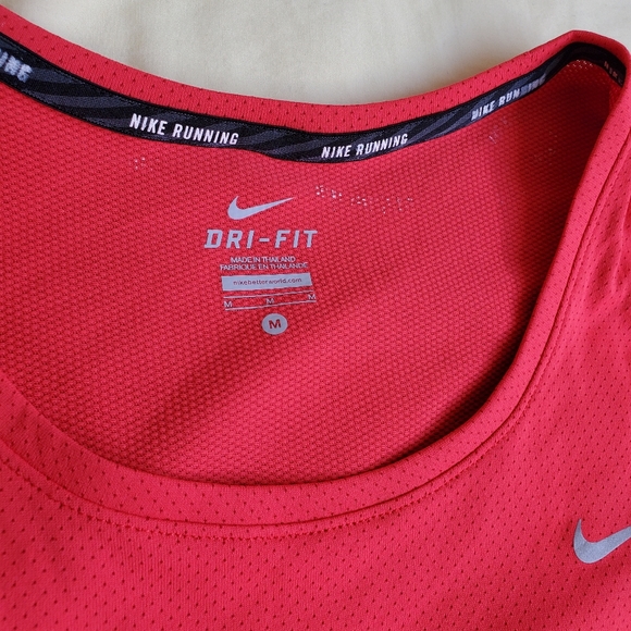 Nike Dry Fit long sleeve coral shirt sz M - Picture 9 of 10
